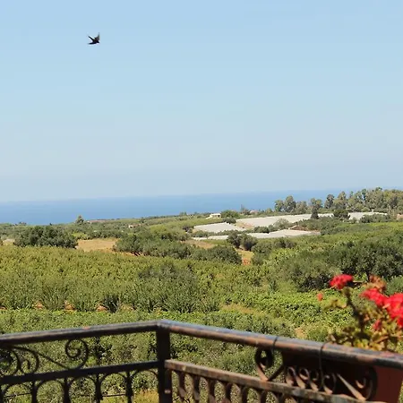 Bed and Breakfast Torre Di Cicala